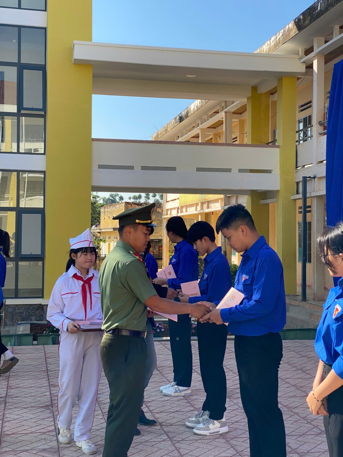 NGÀY HỘI “TIẾN BƯỚC LÊN ĐOÀN” TẠI TRƯỜNG THCS PHÚ SƠN